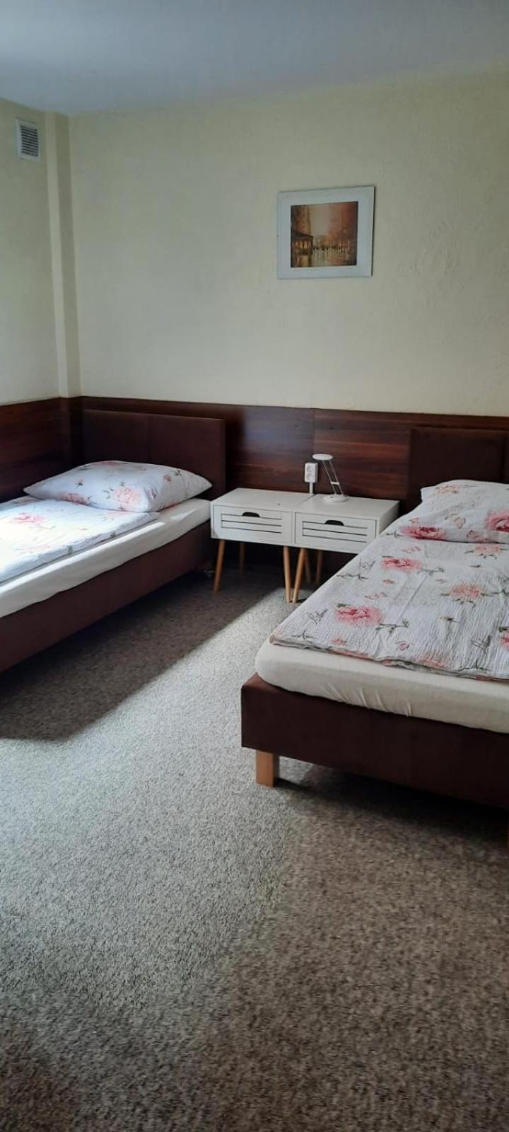 Noclegi Ruda Slaska Buitenkant foto